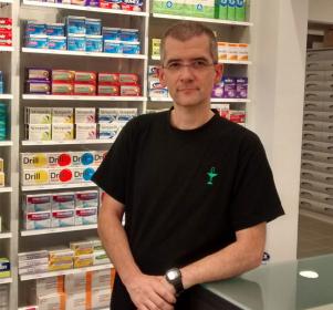 agencement pharmacie-officine- cvs-agencement