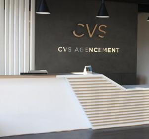 Reception desk