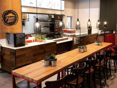 Comptoir caisse Comptoir caisse du restaurant Pizza Hut à Monge