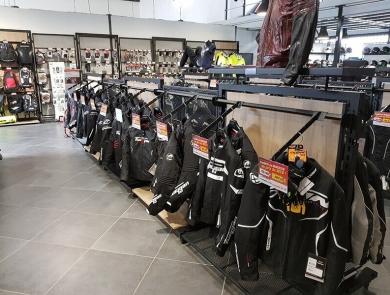 Gondole Centrale du magasin Dafy