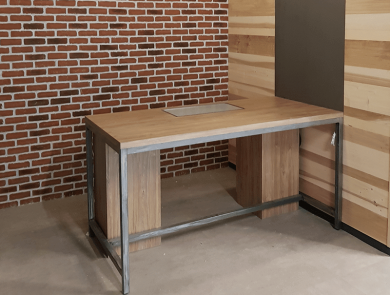 Office desk Office desk to advise customers