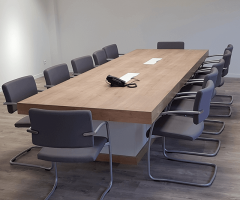 Meeting table